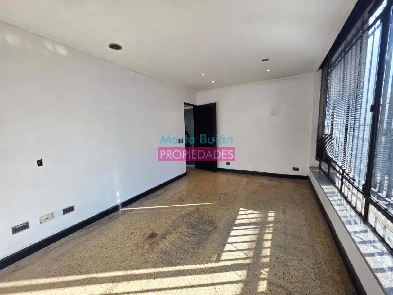 VENTA OFICINA AV. BELGRANO 375 AVELLANEDA 1