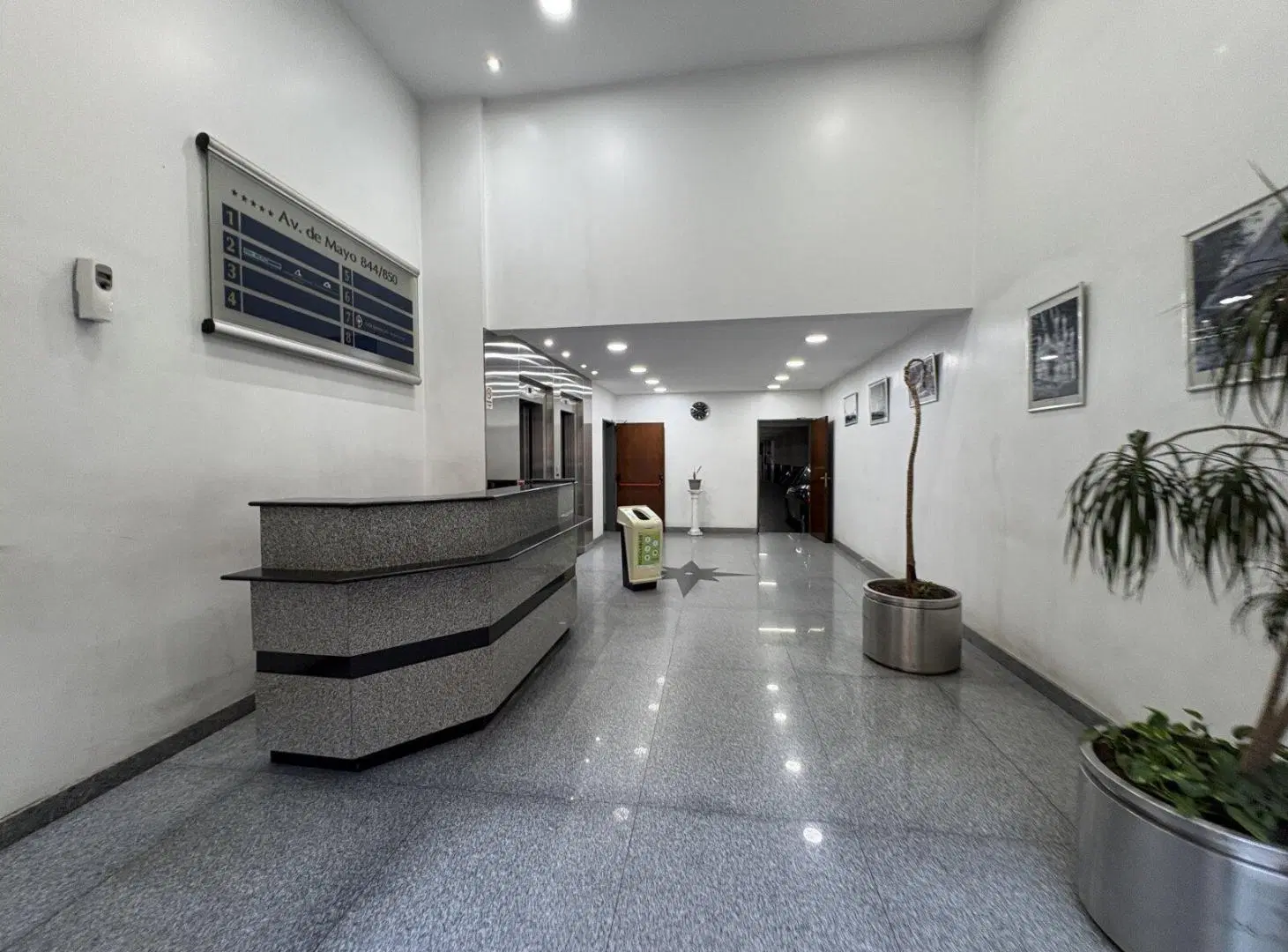 PISO DE OFICINA EN ALQUILER - EXPENSAS INCLUIDAS EN EL PRECIO PISO 8 4