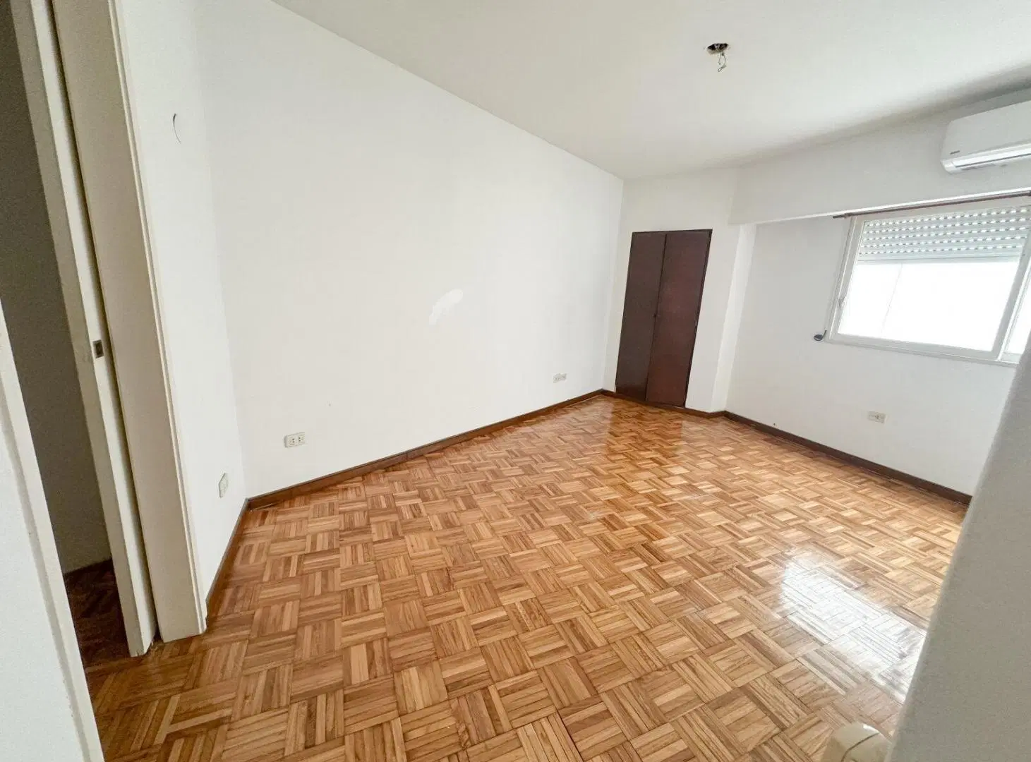 ALQUILER PISO | COCHERA | CABALLITO 5