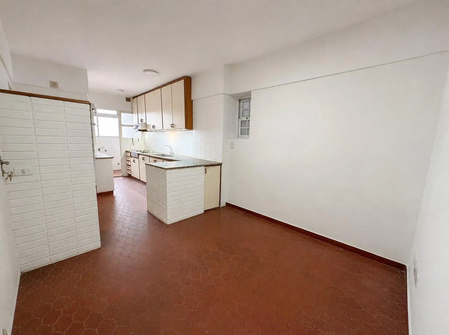 ALQUILER PISO | COCHERA | CABALLITO 5