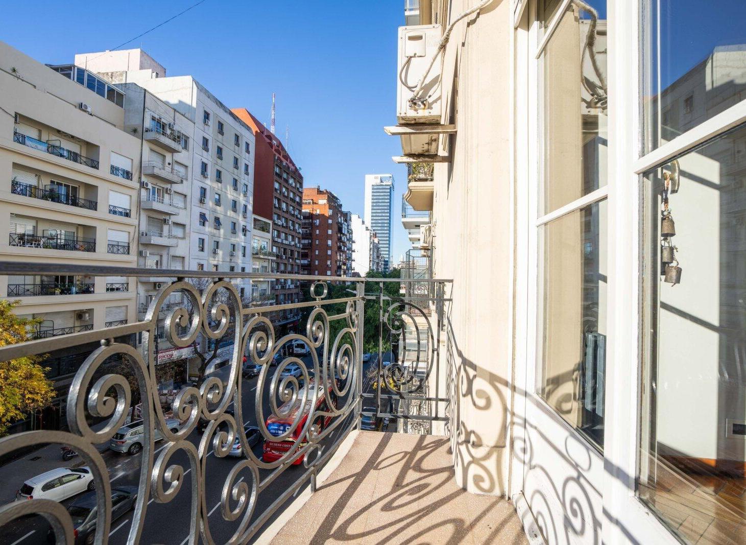 4 ambientes con dependencia Estilo Frances Reciclado | Monserrat