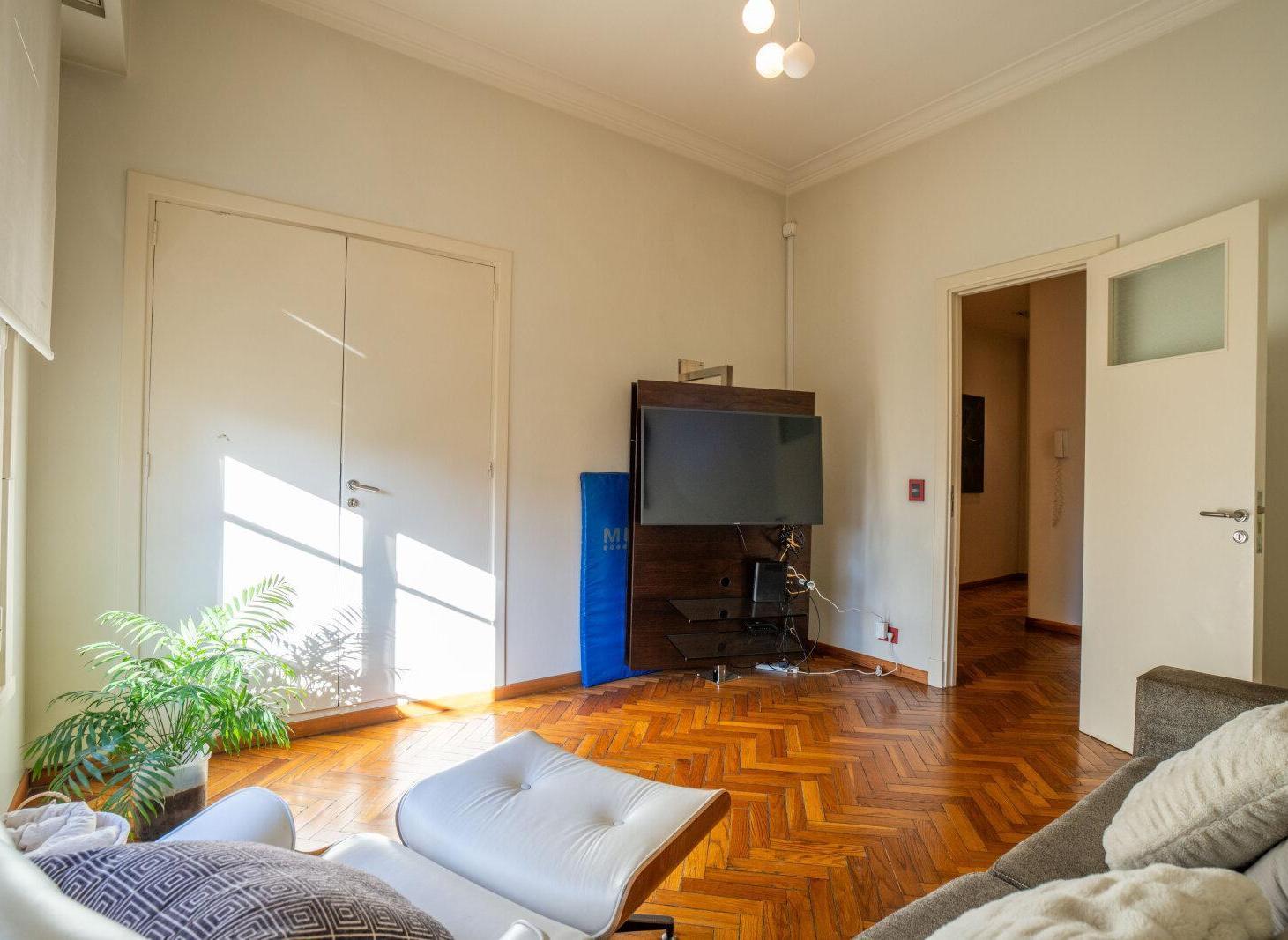 4 ambientes con dependencia Estilo Frances Reciclado | Monserrat