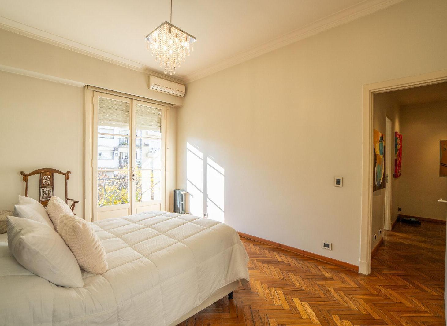 4 ambientes con dependencia Estilo Frances Reciclado | Monserrat