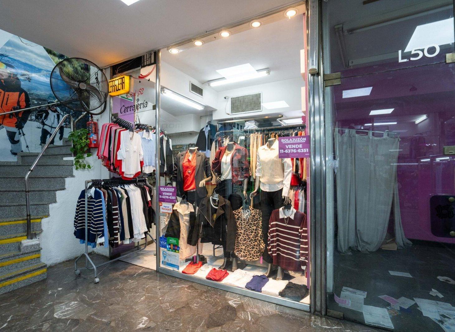 Foto de Venta Local Comercial con Depósito en Galería del Sol, imagen 2