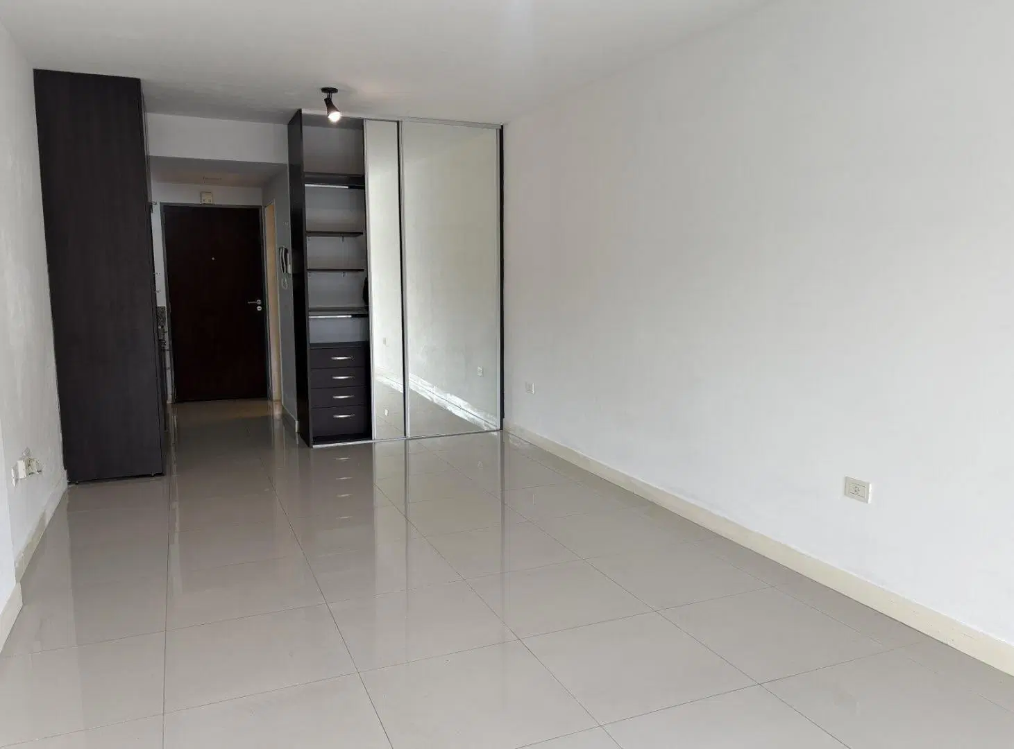 Alquiler Monoambiente Apto Profesional 8