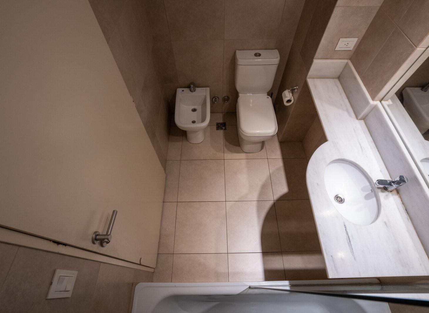 Foto de Monoambiente al frente con balcón, vista abierta y apto profesional en, imagen 5