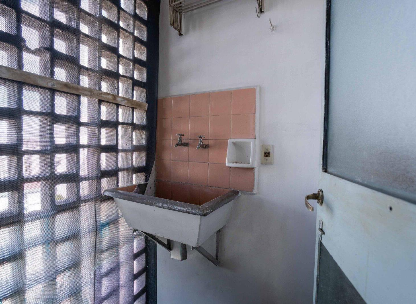 Foto de VENTA | DOS AMBIENTES | FLORES, imagen 5