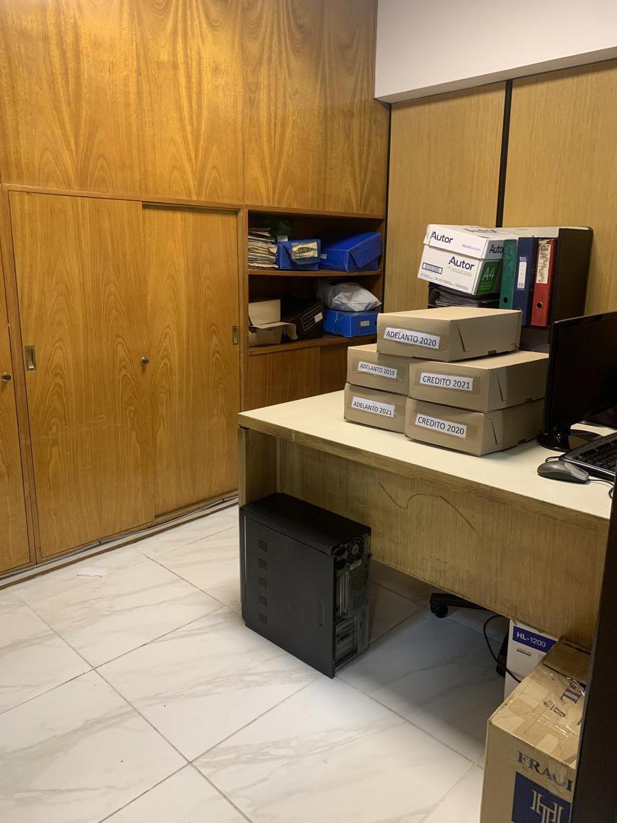 Foto de Excelente piso de oficina - Tribunales, imagen 2