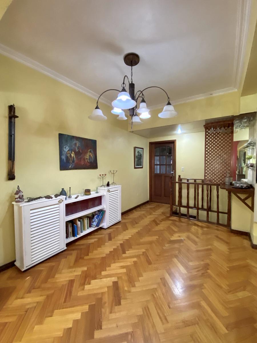 Casa en Villa Pueyrredon 4