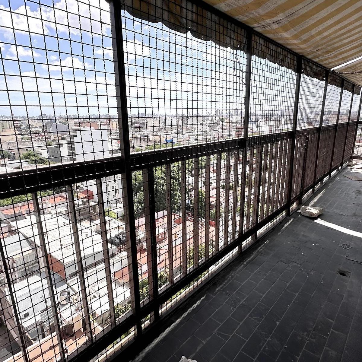 3 Ambientes con Balcón en Floresta 5