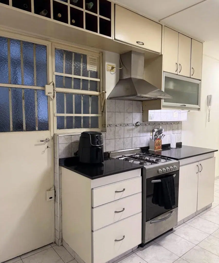 4 ambientes, cochera, baulera, patio balcon en Palermo 4