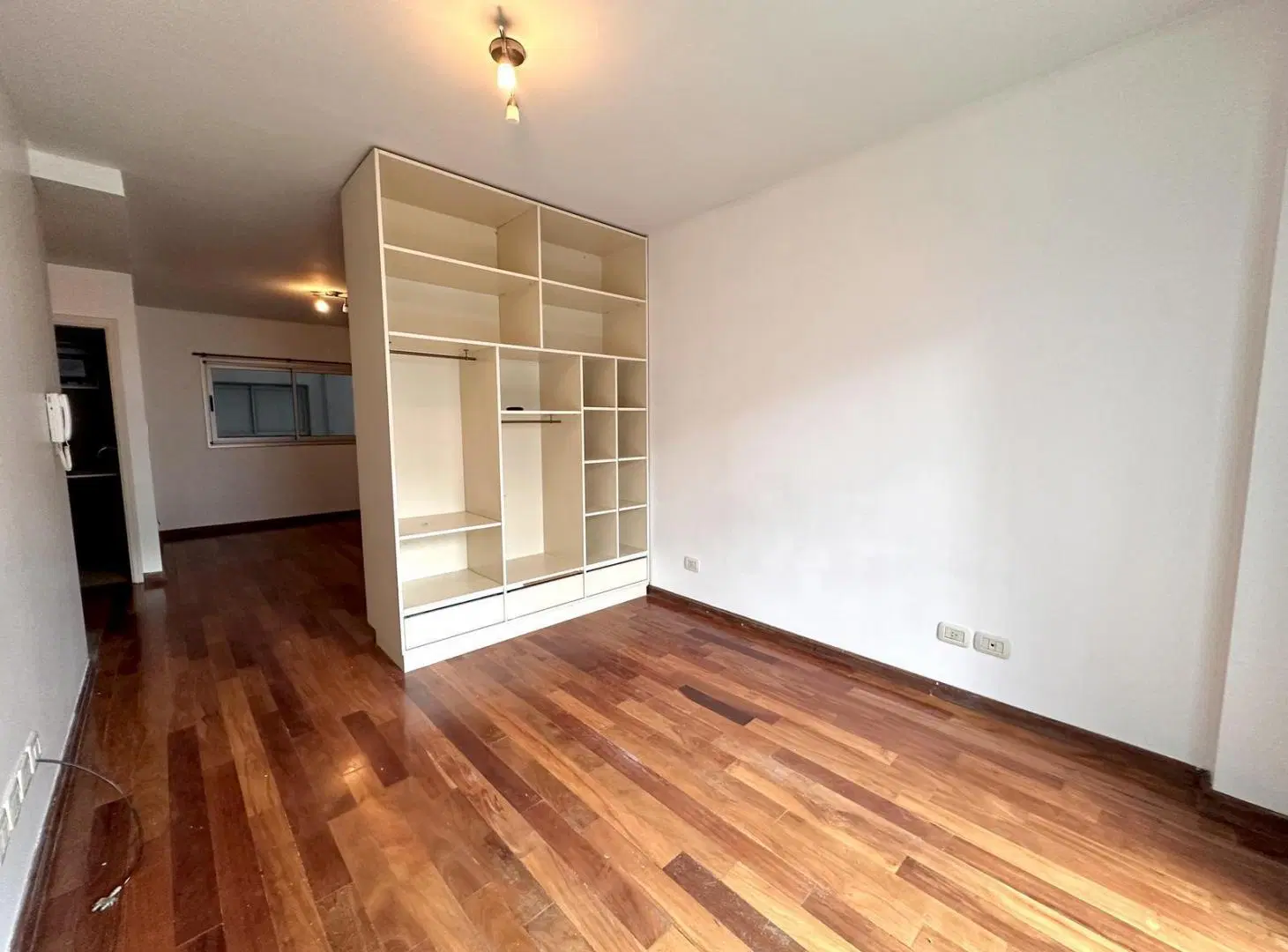 Monoambiente con balcón en Palermo 1