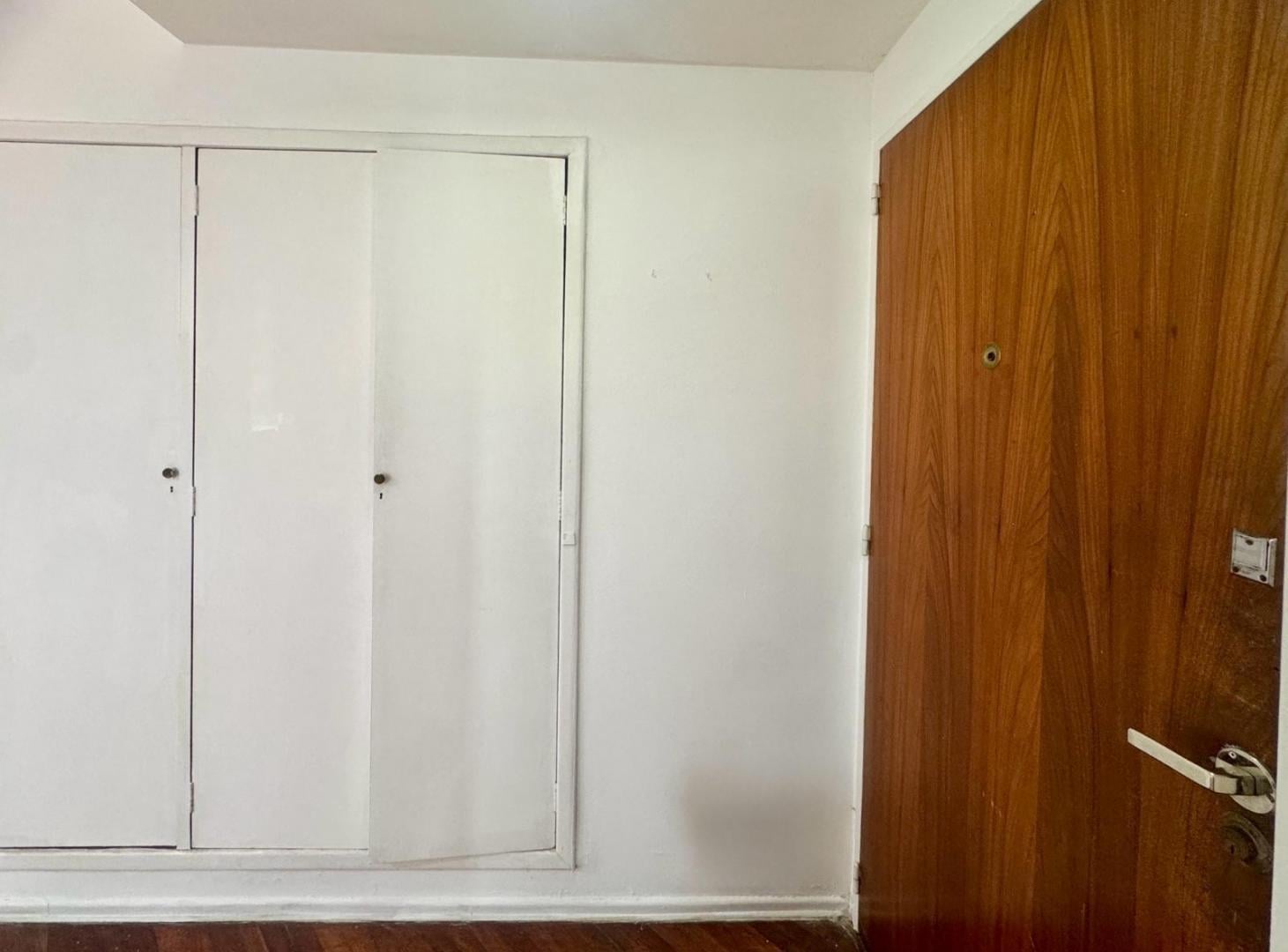 Foto de Venta de departamento de 2 ambientes con balcon en Recoleta, imagen 1