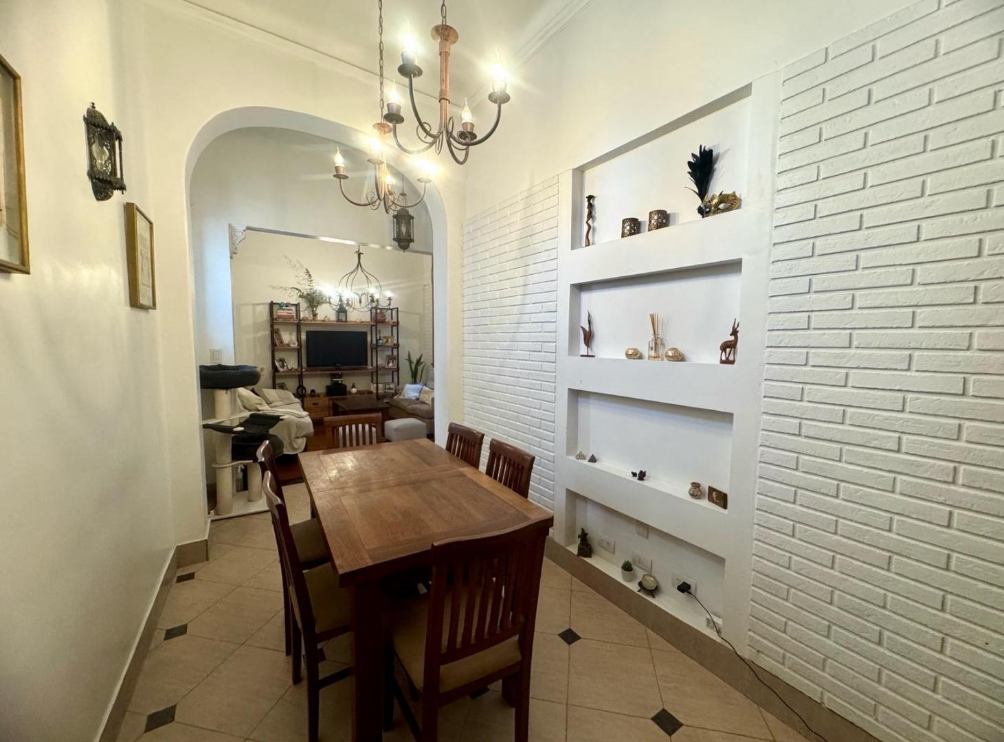 Foto de Venta PH de 3 ambientes c/ dependencia y terraza compartida en Caballito, imagen 1