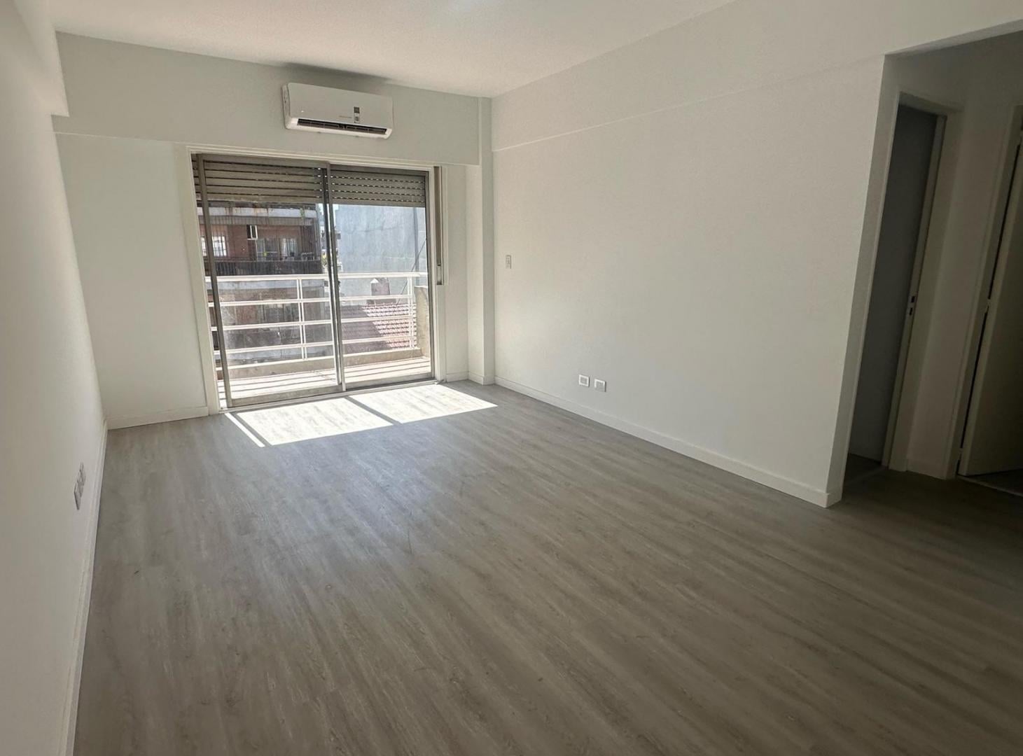 Foto de 2 ambientes con cochera - Almagro, imagen 2
