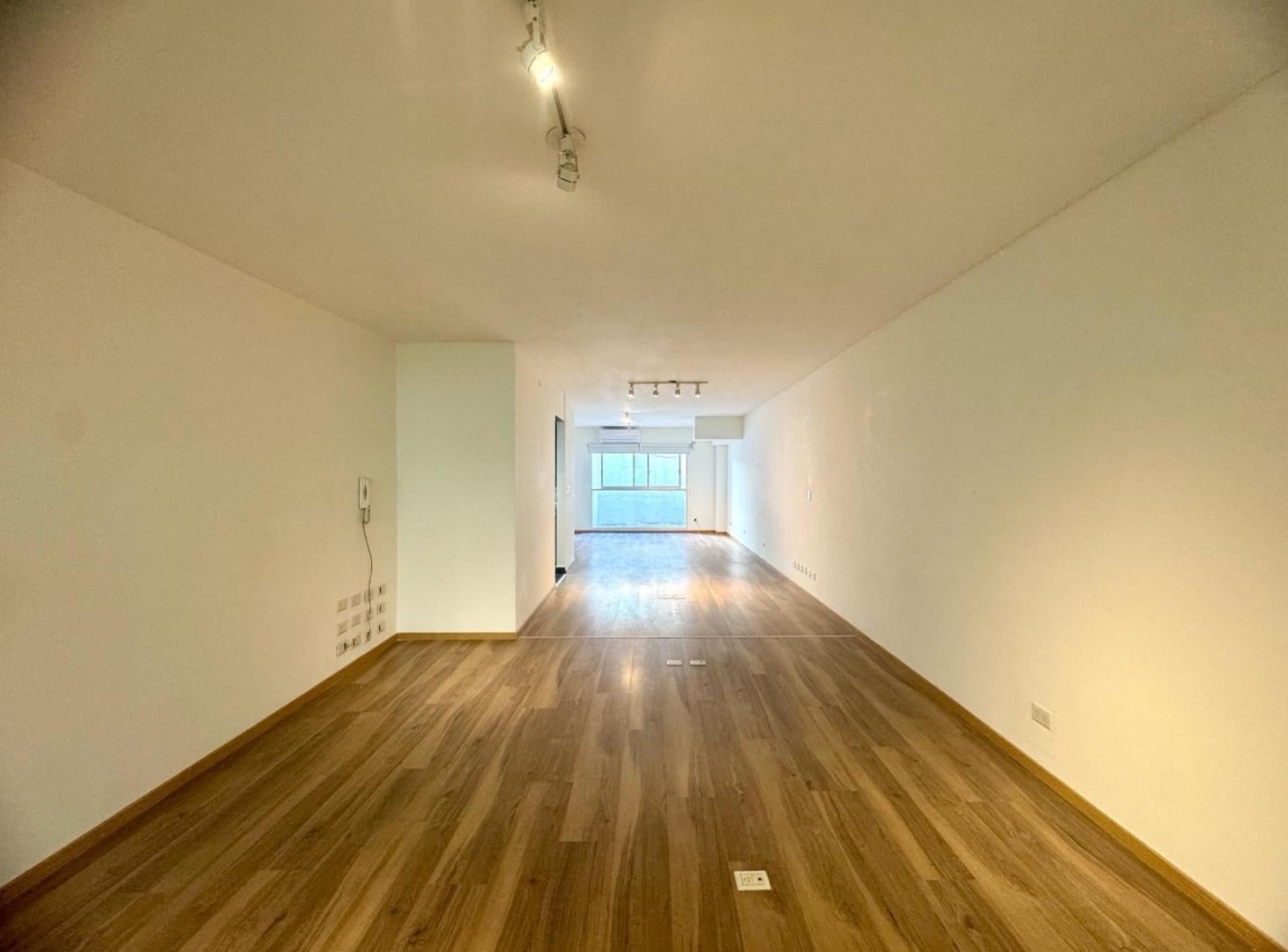Foto de Hermoso departamento muy amplio de uso profesional o vivienda en Palermo, imagen 1