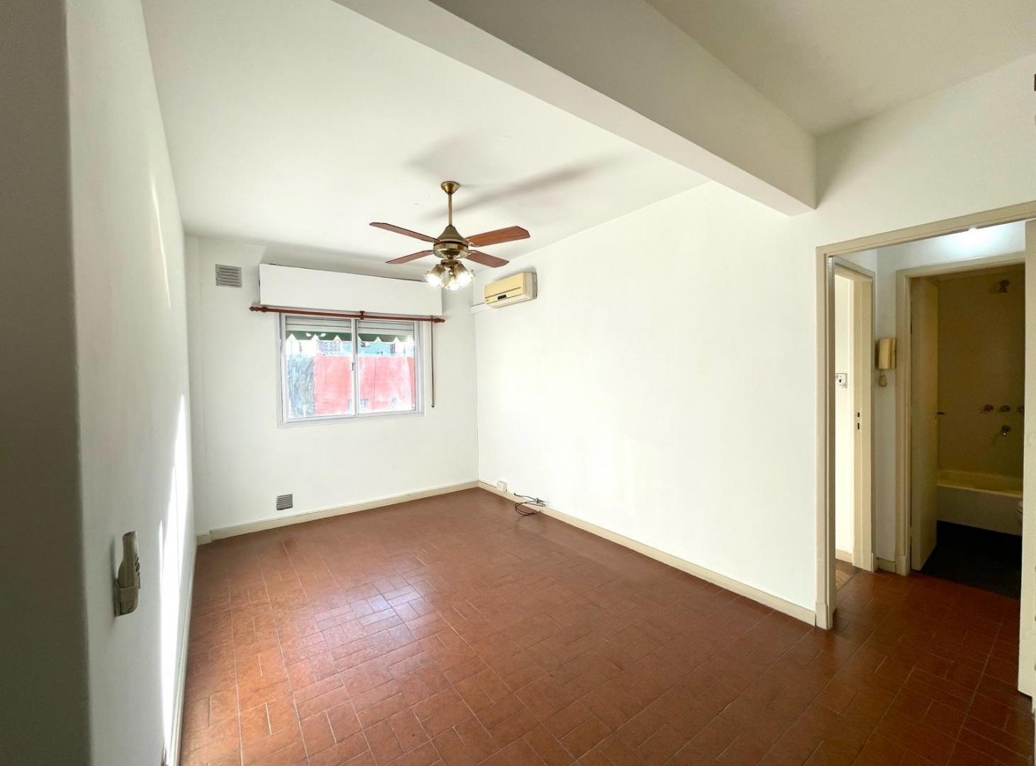 Foto de Venta departamento 2 ambientes muy luminoso en San Telmo, imagen 1