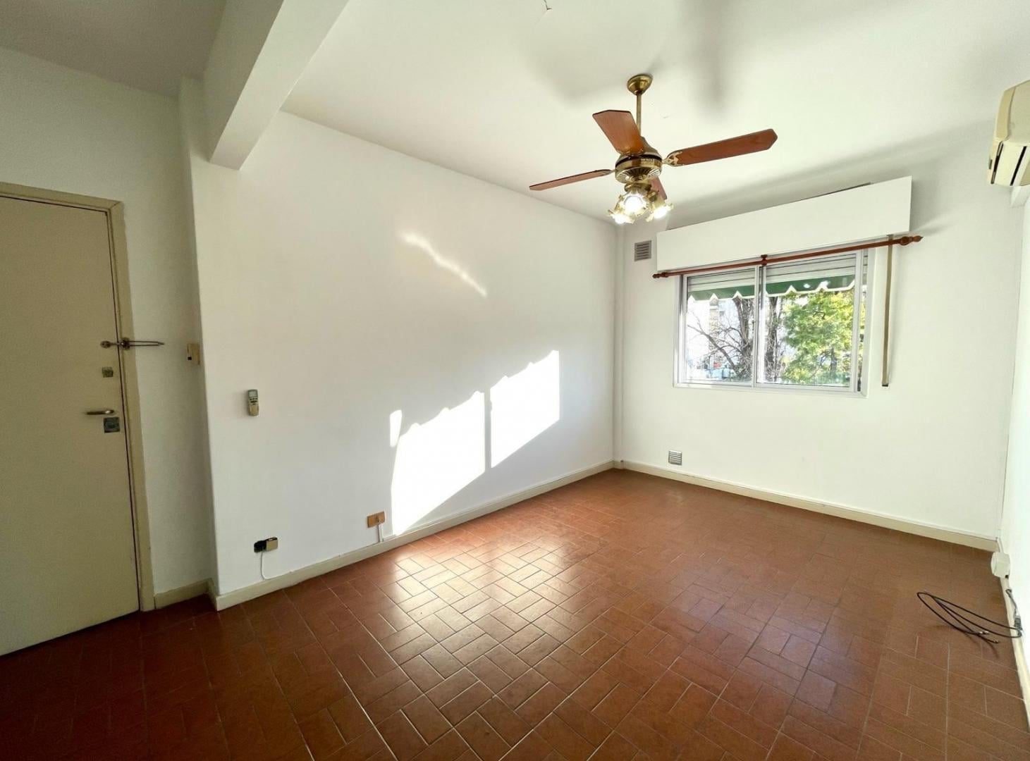 Foto de Venta departamento 2 ambientes muy luminoso en San Telmo, imagen 2