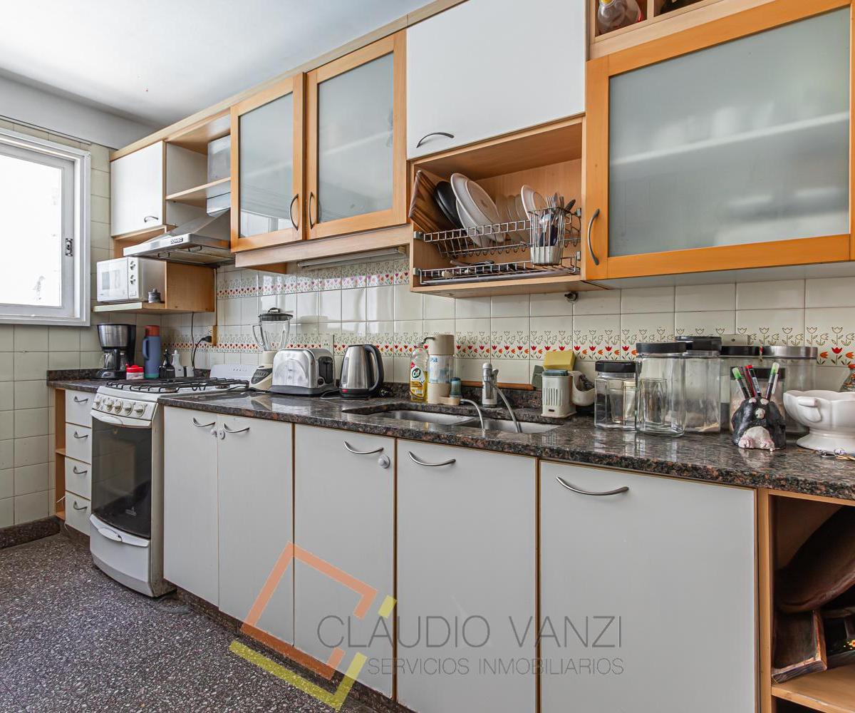 Espacioso y Luminoso 4 Ambientes + Cochera Doble + Baulera + Amenities 5