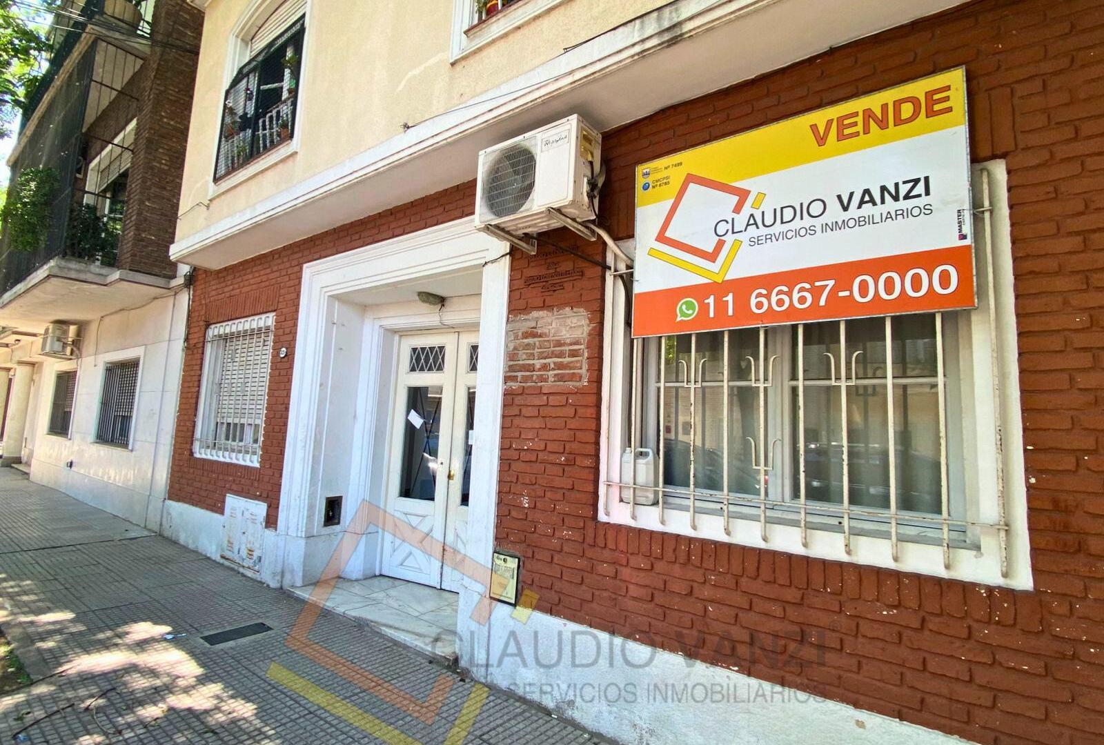 ¡IMPERDIBLE! VENTA 2 AMBIENTES CON PATIO