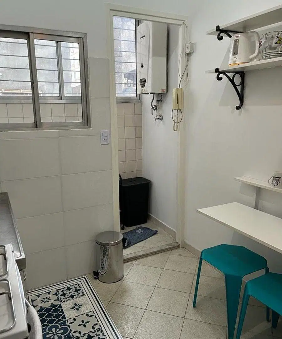ALQUILER TEMPORARIO – 2 AMBIENTES AL FRENTE – MUY LUMINOSO – SAN NICOLÁS 4