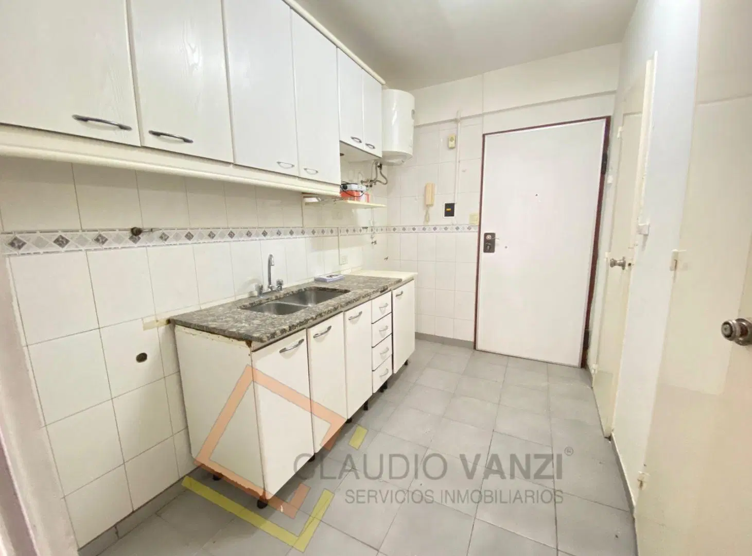 OPORTUNIDAD ÚNICA EN BELGRANO CHICO – EXCELENTE PRECIO EN LA ZONA 3