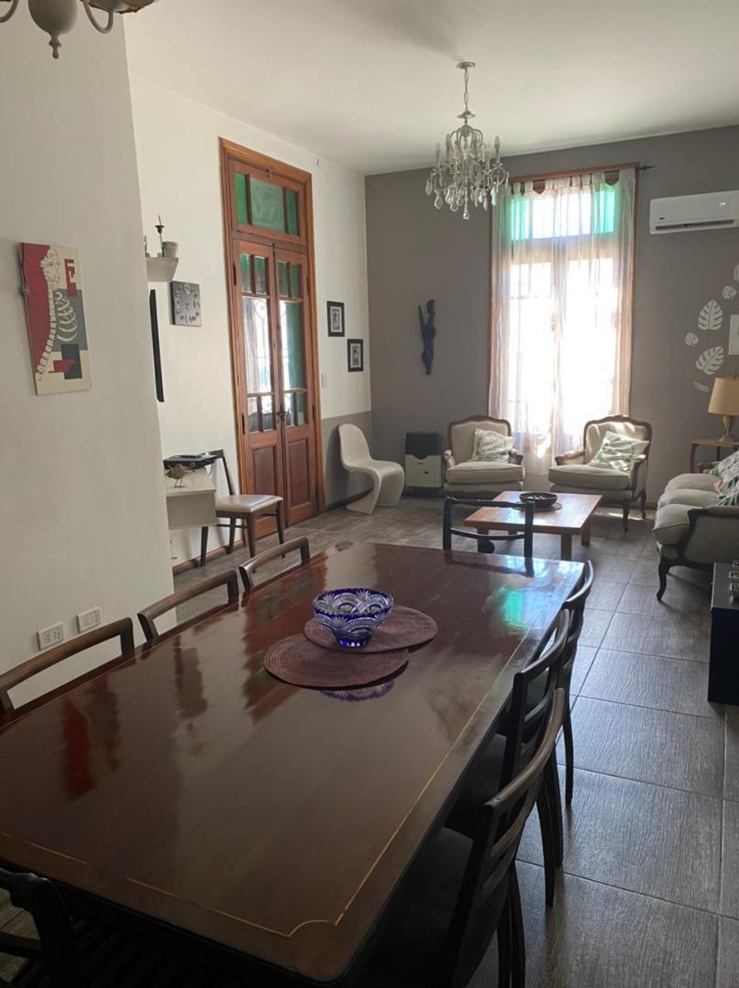 Foto de BANFIELD !! Excelente e impecable Chalet 2 plantas 3 dorm, imagen 4