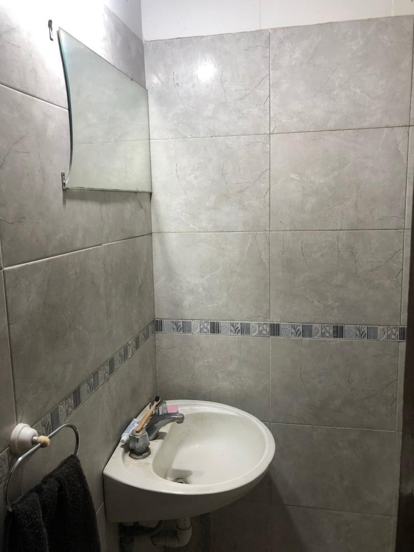 Llavallol Oportunidad Venta Propiedad 3 Deptos + Cocheras 2