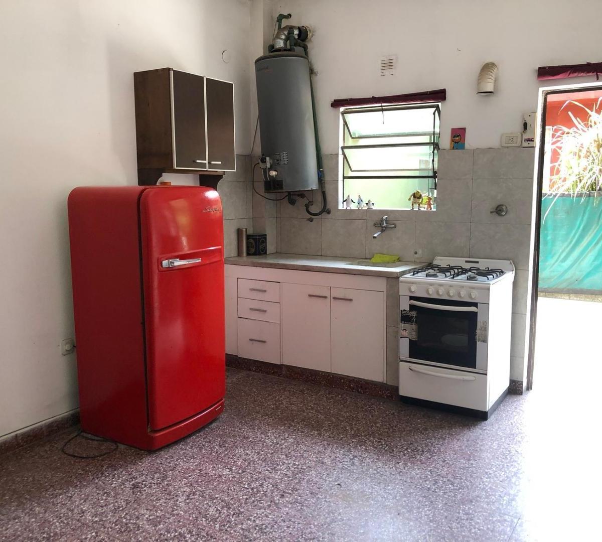 Llavallol Oportunidad Venta Propiedad 3 Deptos + Cocheras 4