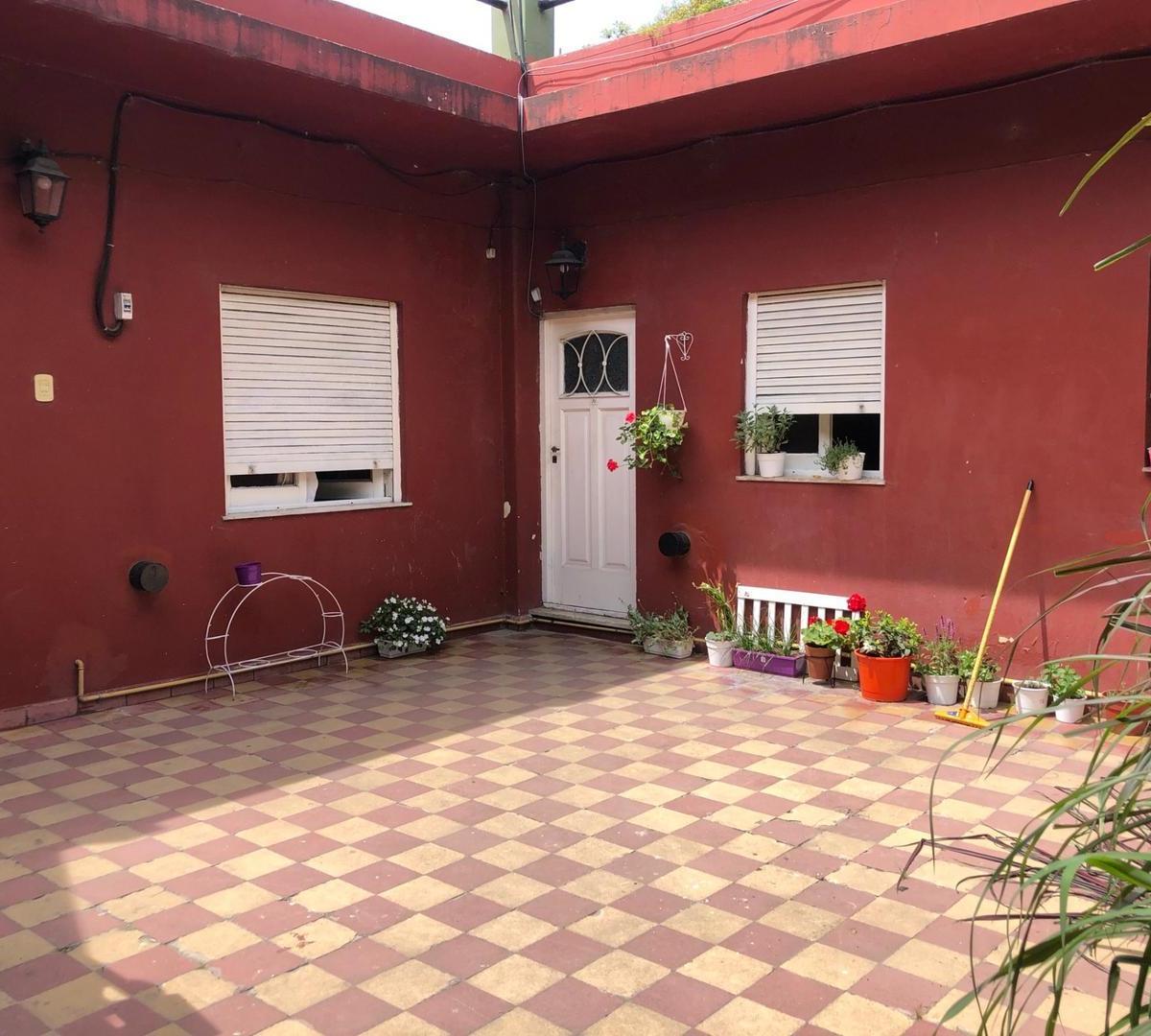 Llavallol Oportunidad Venta Propiedad 3 Deptos + Cocheras 1