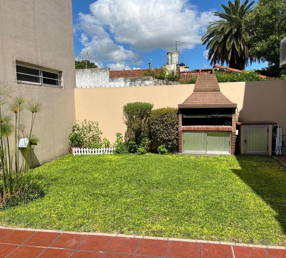 JOSE MARMOL venta DUPLEX muy buena ubicación NUEVO VALOR