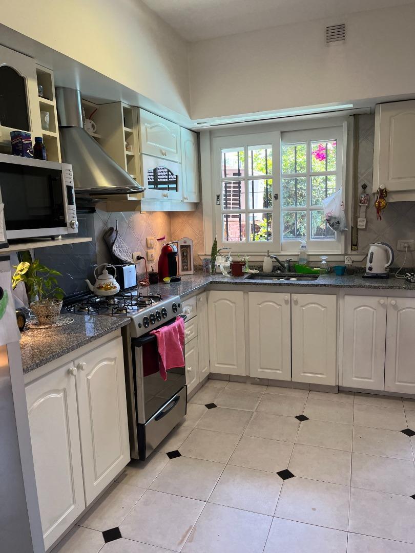 Adrogue estupenda casa en PH en venta - impecable estado