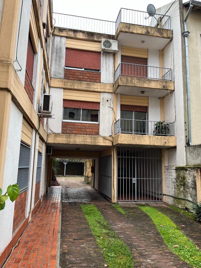 ADROGUE departamento 2 ambientes en venta - bouchard 1500