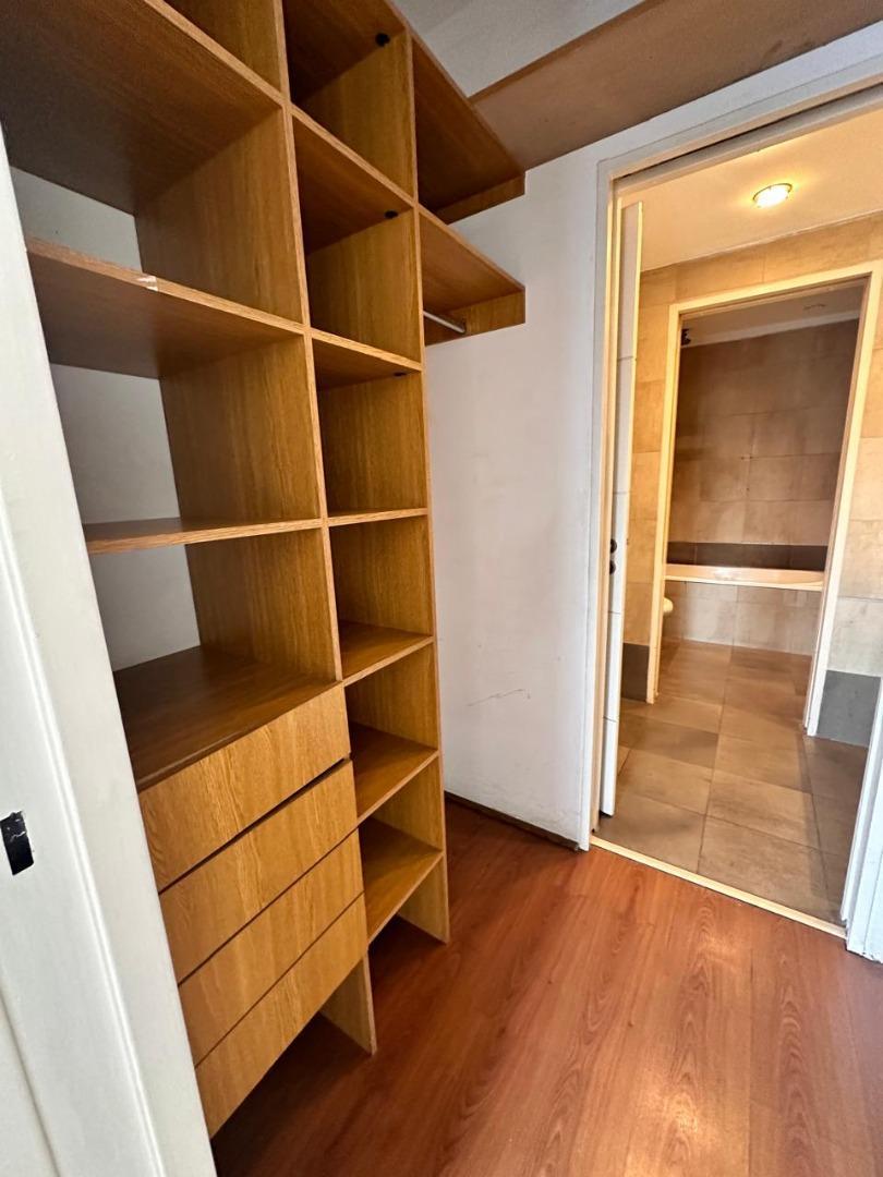 LOMAS DE ZAMORA departamento 3 amb c/cochera en venta