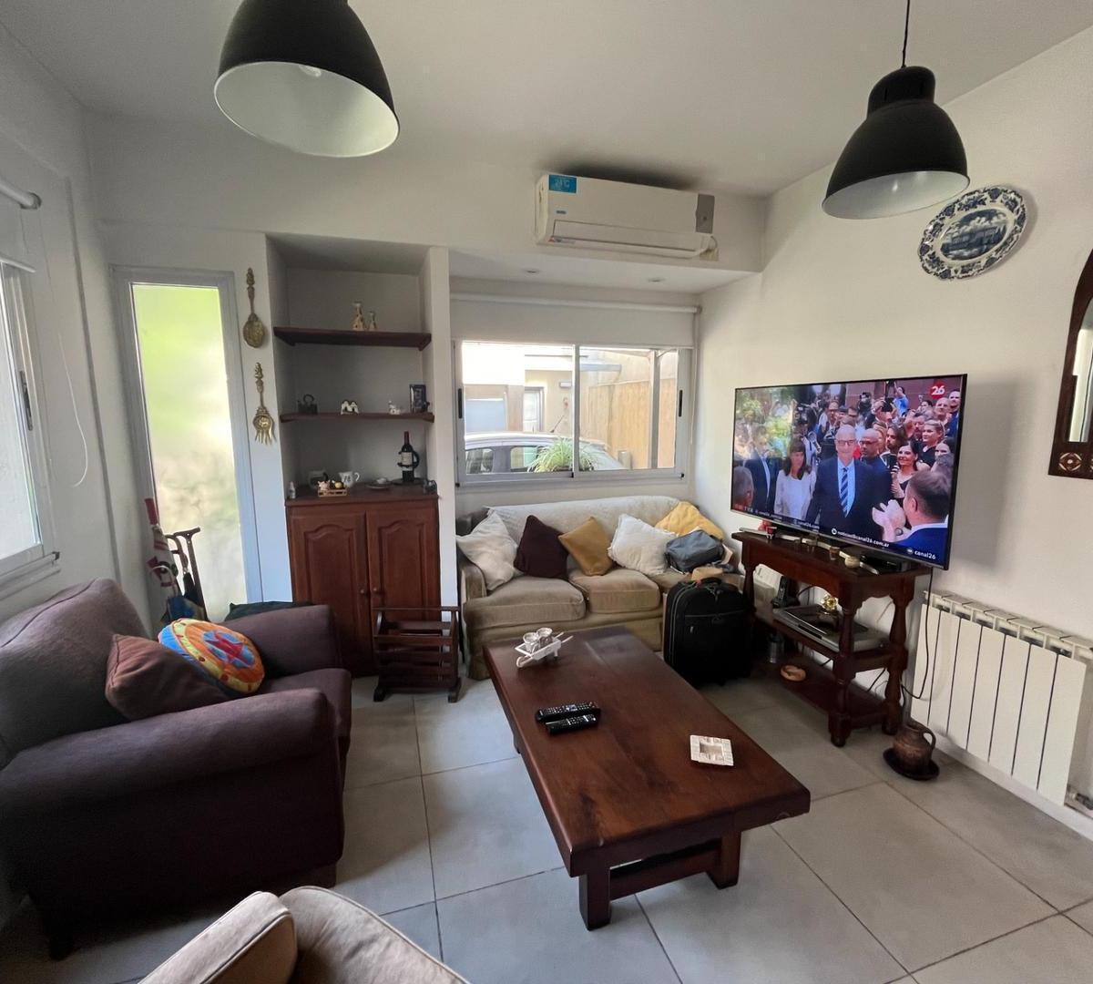 Foto de Adrogue VENTA duplex 3 amb c/cochera muy buena ubicacion, imagen 3