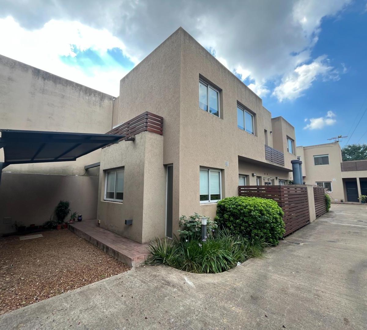 Foto de Adrogue VENTA duplex 3 amb c/cochera muy buena ubicacion, imagen 5
