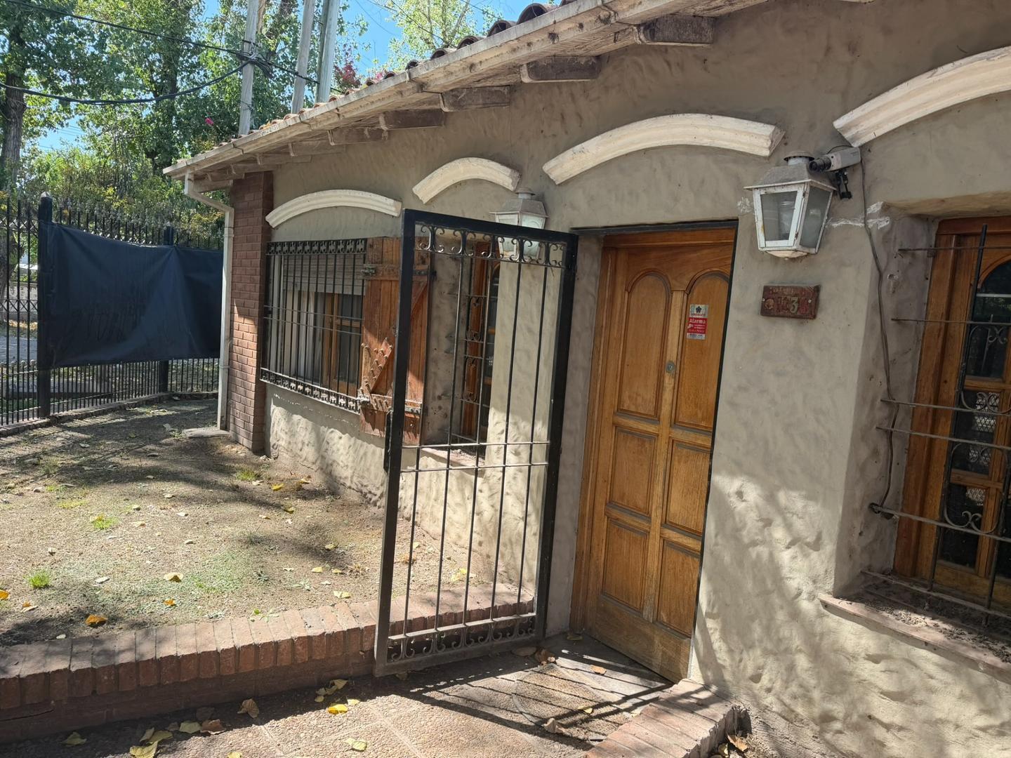 Longchamps venta casa 3 dormitorios muy buena ubicacion