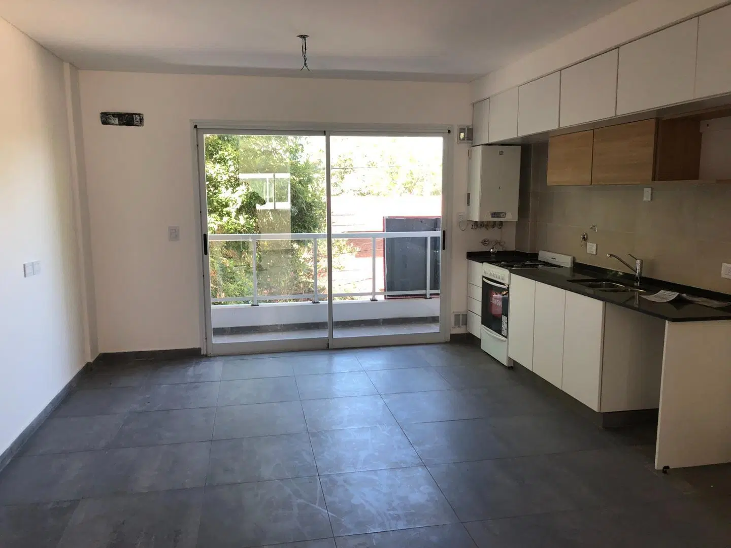 ADROGUE DEPTO 2 Amb c/cochera en Venta EX. ubicacion 2
