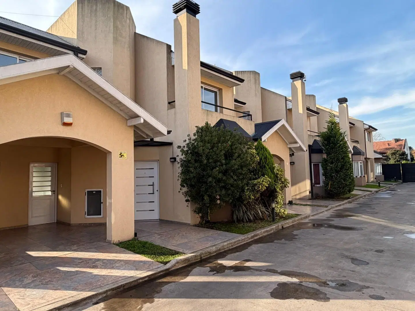 Burzaco duplex 3 amb c/cochera en alquiler s/expensas 3