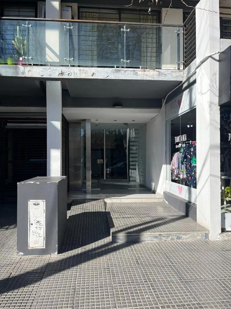 Adrogue VENTA depto 2 amb tipo dúplex muy buena ubicación 4