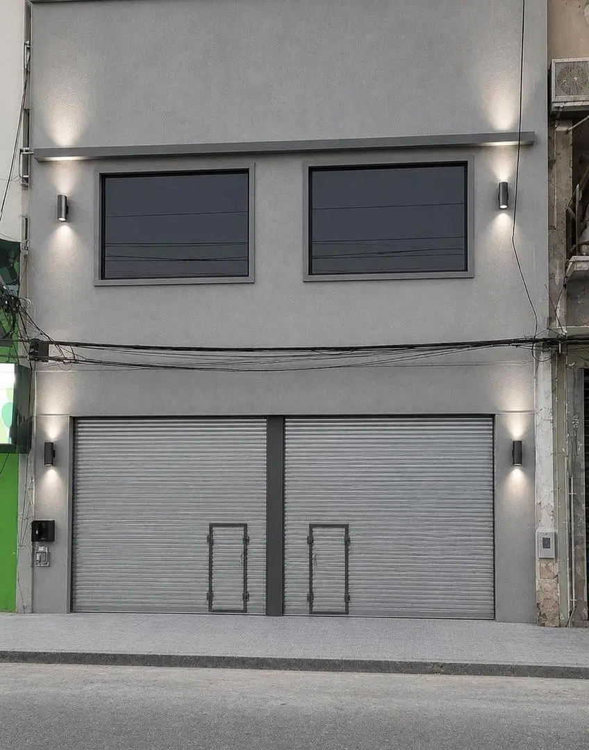 Imponente local comercial en alquiler en dos plantas - RIoja 1326 2