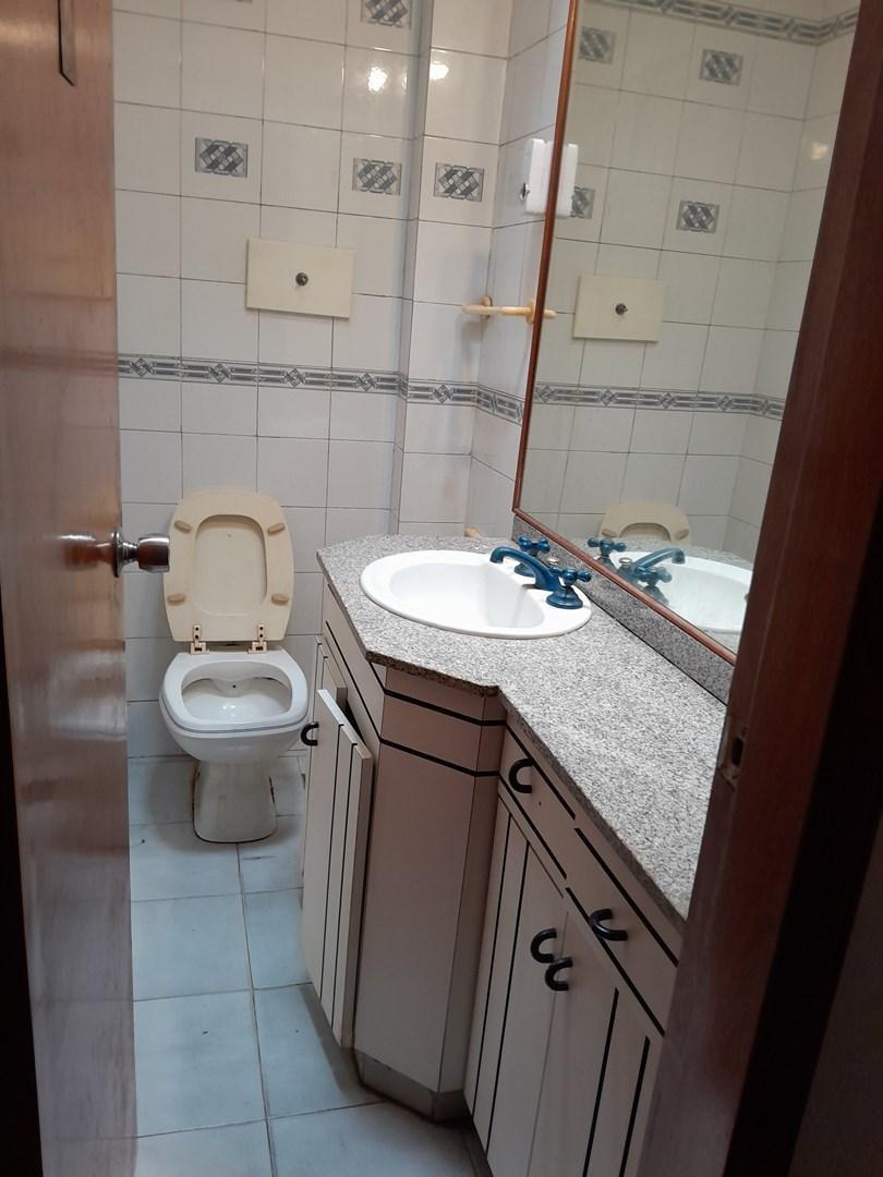Departamento PH en Venta en San Martin, G. B. a. Zona Norte, Argentina 4