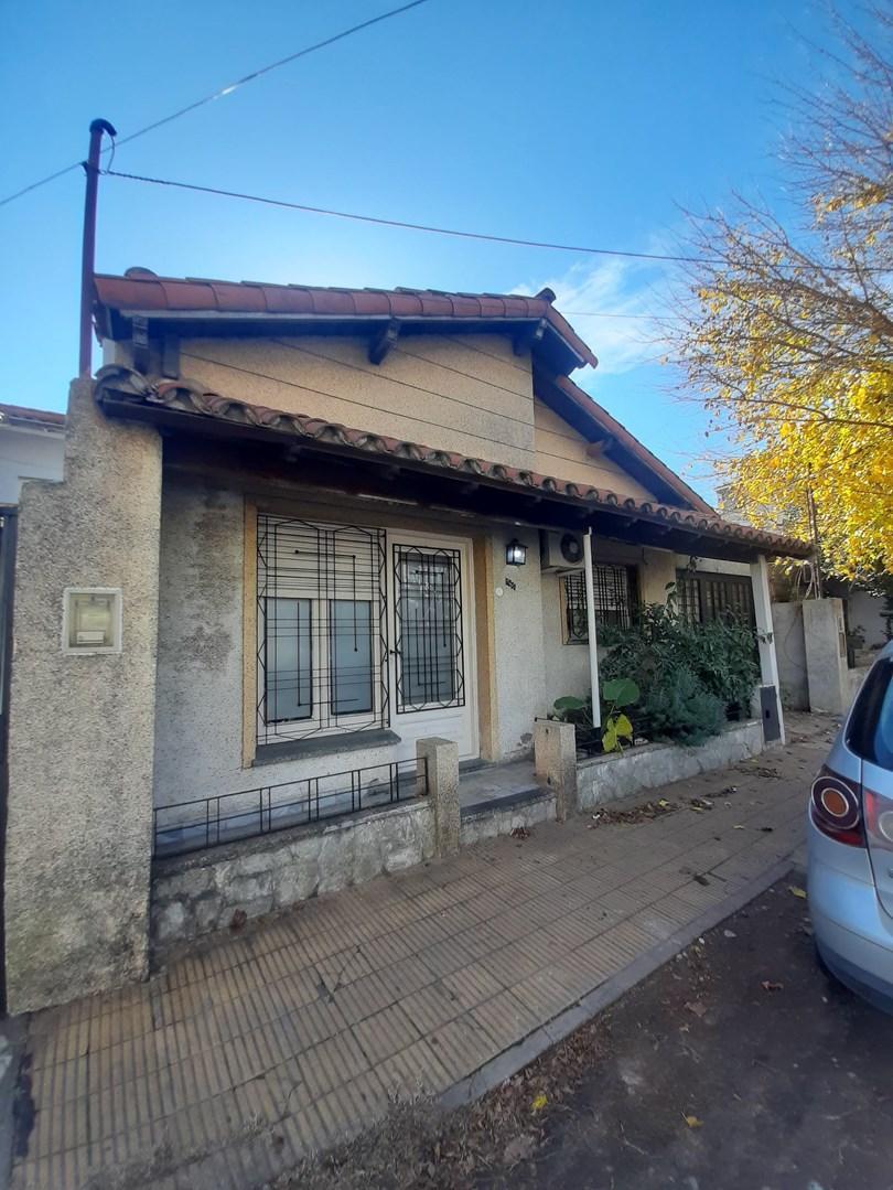 Casa Chalet en Venta en Carapachay, Vicente López, G. B. a. Zona Norte 1