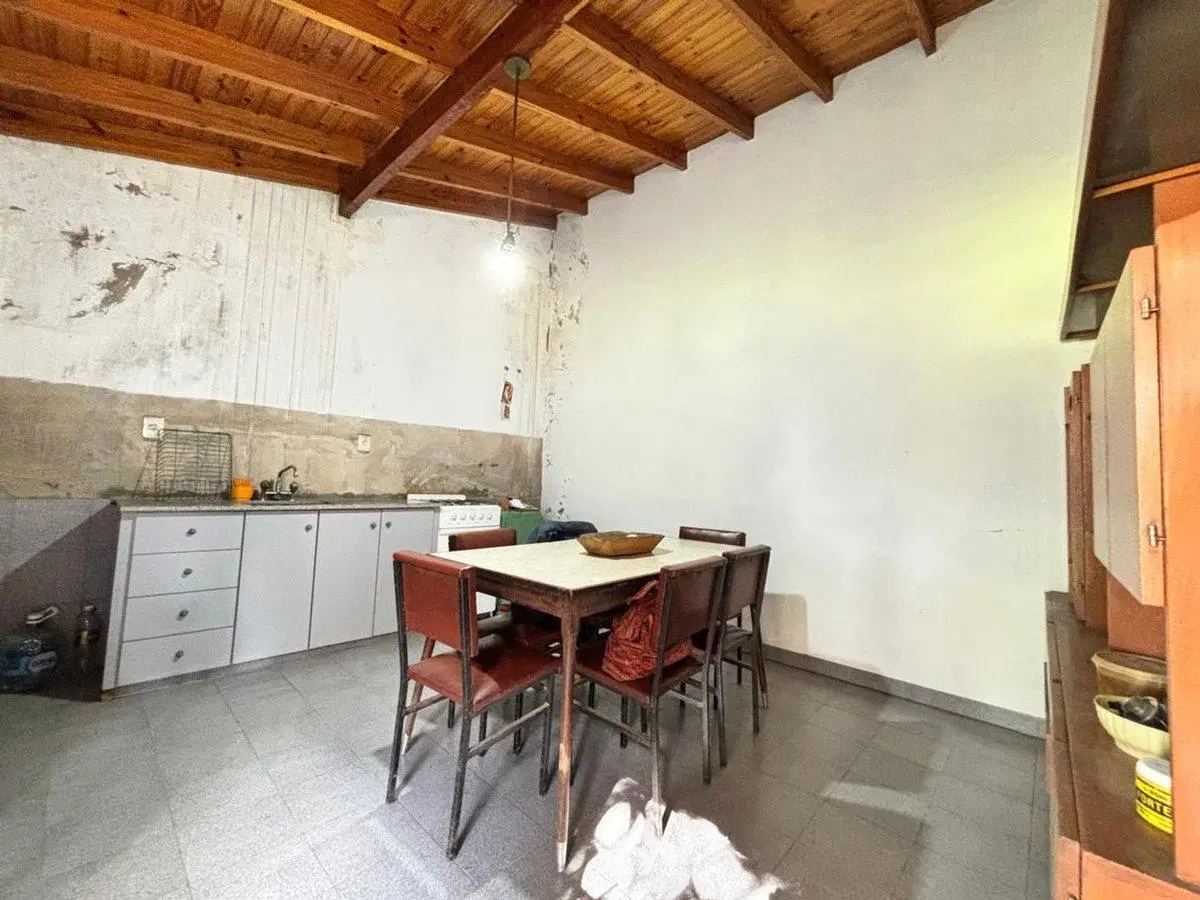 VENTA CASA EN GONZALEZ CATAN OPORTUNIDAD 4