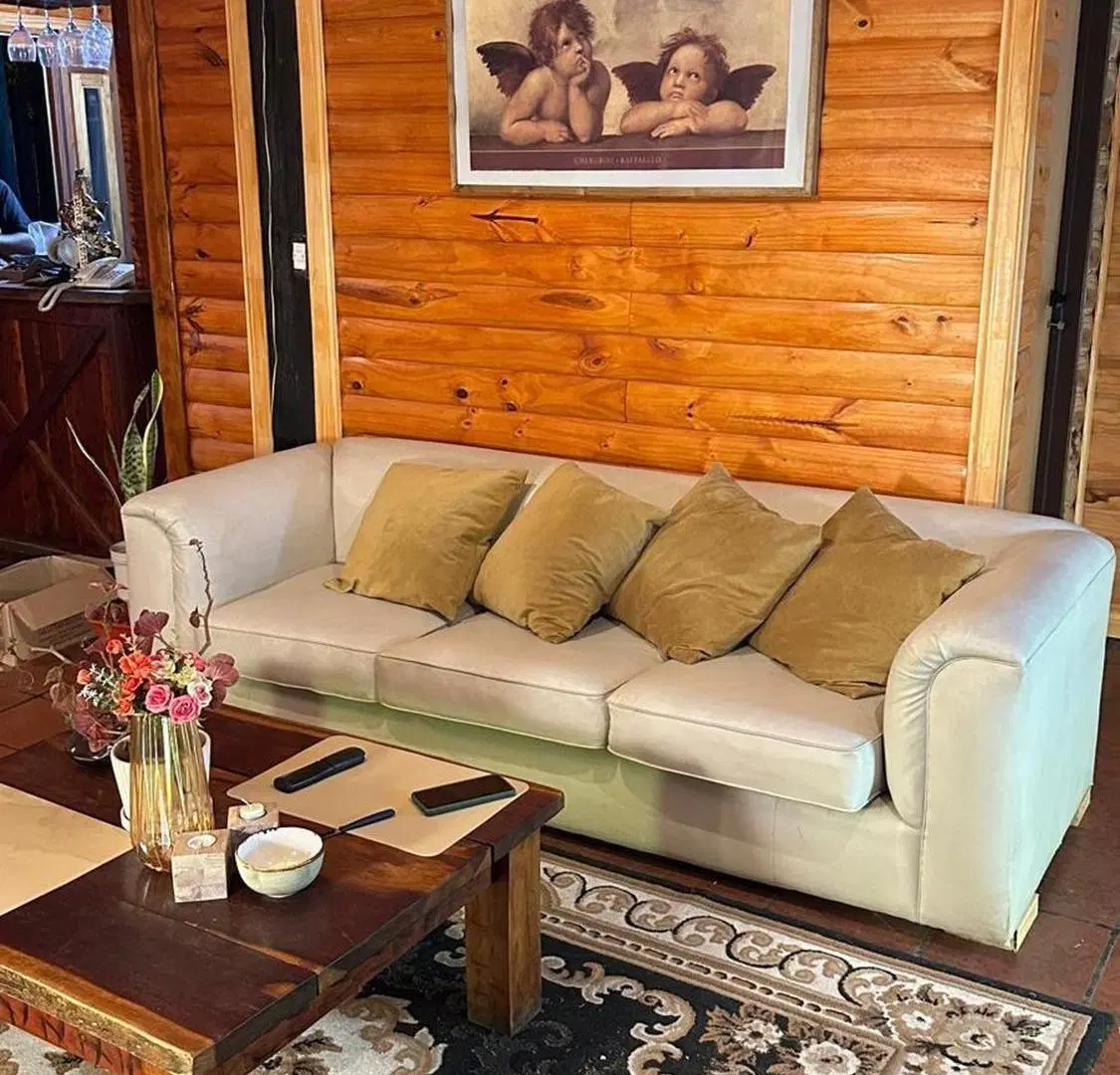 Venta casa 4 ambientes con pileta Trujui 5