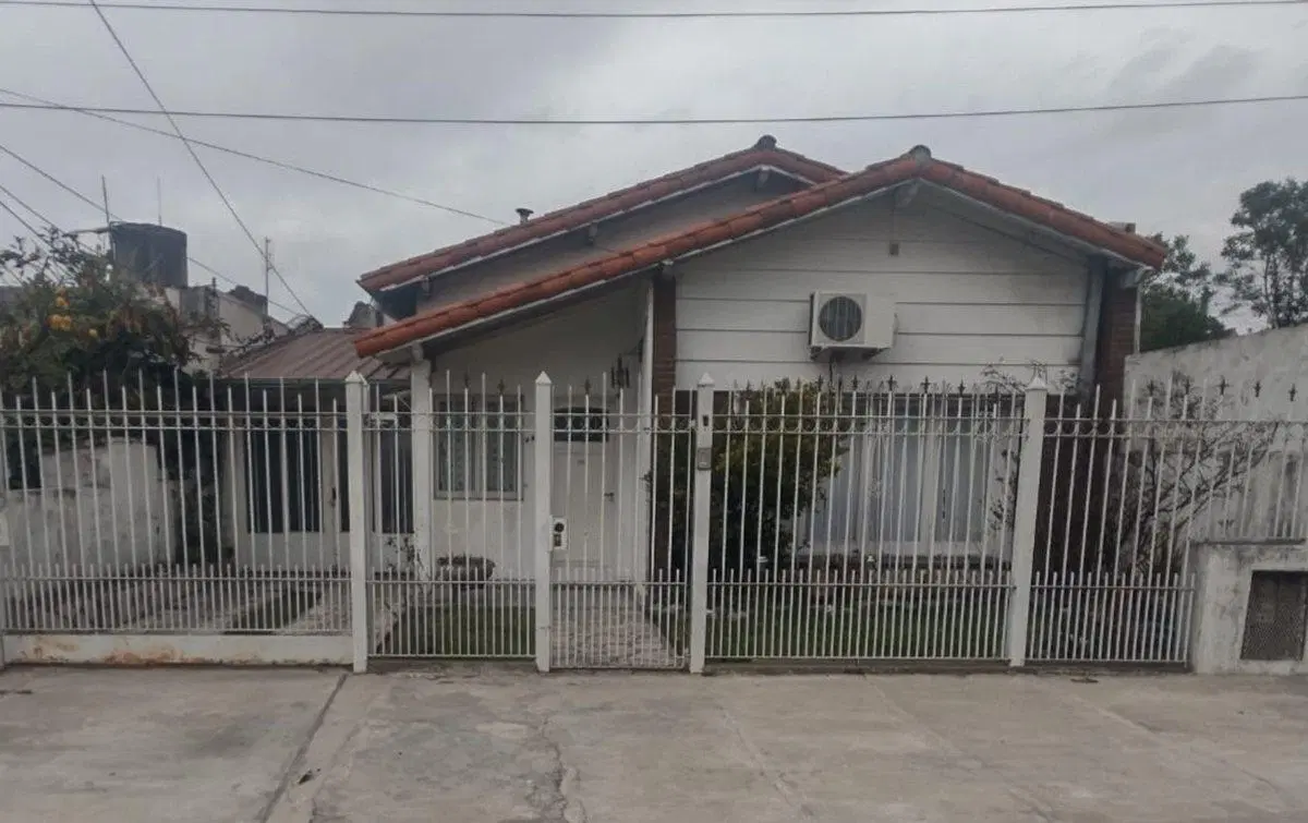 Venta de Casa en Ramos Mejía 6 ambientes 4