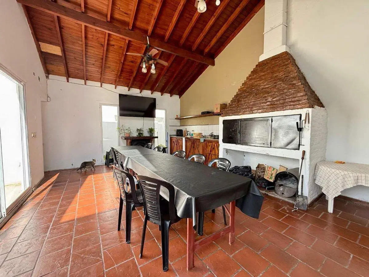 VENTA CASA 6 AMBIENTES EN RAMOS MEJÍA 5