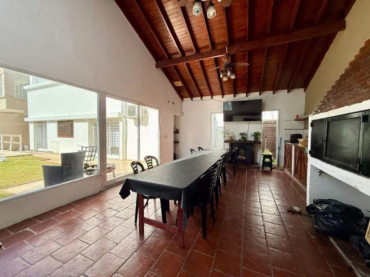 VENTA CASA 6 AMBIENTES EN RAMOS MEJÍA 2