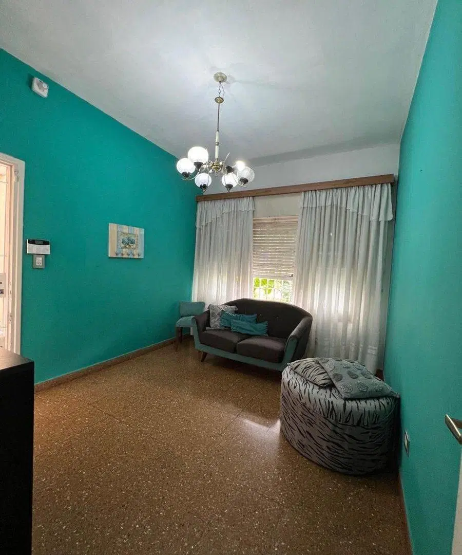 VENTA CASA DE 3 AMBIENTES LOMAS DEL MIRADOR 3