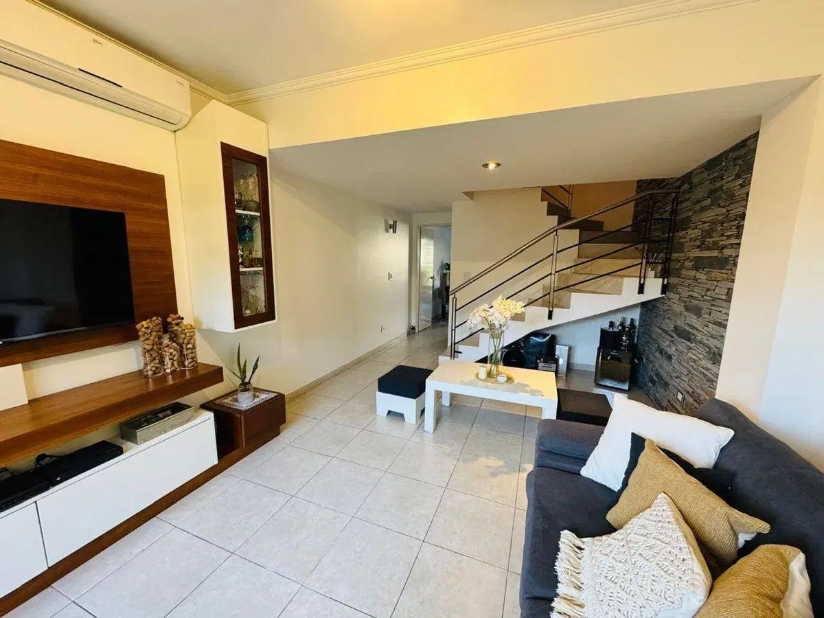 Venta duplex cuatro ambientes en Haedo 3